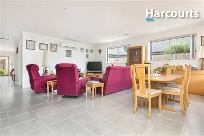 Third view of Homely villa listing, 2/1A Annette Court, Hastings VIC 3915