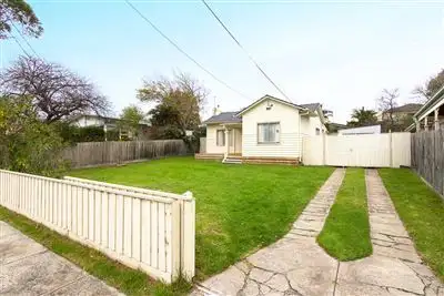 6 Edna Street, Frankston VIC 3199
