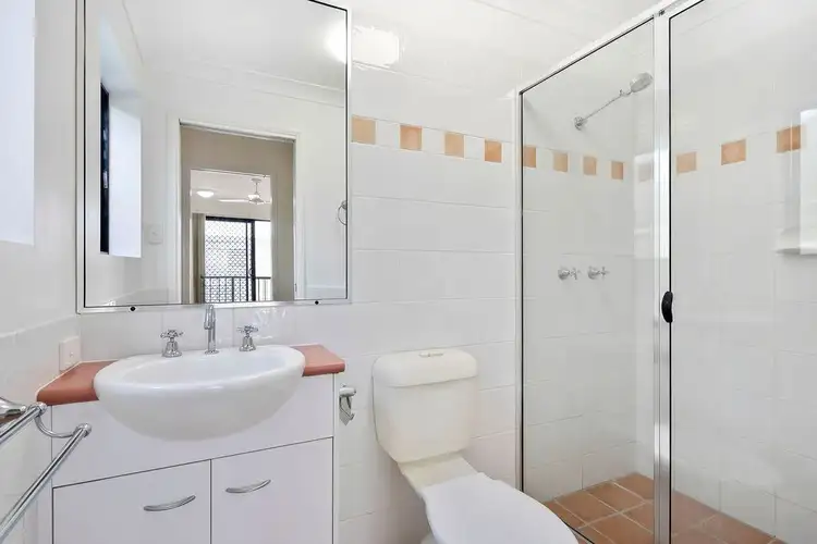 Third view of Homely apartment listing, 4/15 Dickson St, Morningside QLD 4170