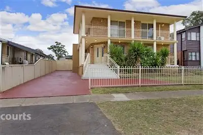 194 Woodstock Avenue, Whalan NSW 2770