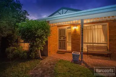 Second view of Homely house listing, 6 Sunbeam Court, Narre Warren South VIC 3805