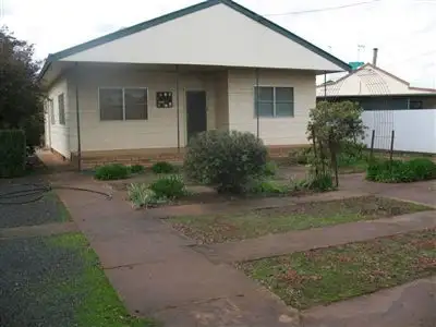 5 Chauvel Street, West Wyalong NSW 2671