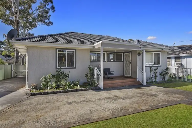 16 Busby Road, Busby NSW 2168