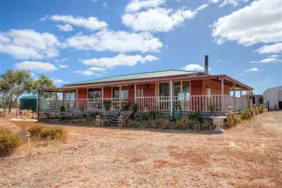 30 Berry Mine Lane, Creswick VIC 3363