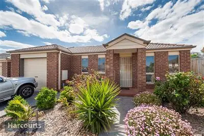 52 Backhaus Avenue, Sunbury VIC 3429