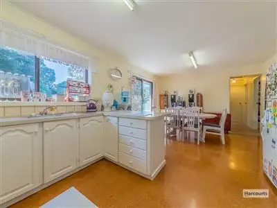 Fifth view of Homely house listing, 2 Boronia Street, Drouin VIC 3818