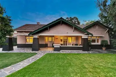 13 Peroomba Avenue, Kensington Gardens SA 5068