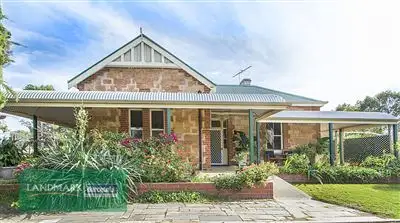 24 Riverton Road, Riverton SA 5412
