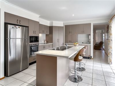 Second view of Homely house listing, 20 Allamanda Place, Chermside West QLD 4032