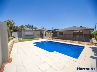 4 Bottlebrush Drive, Greenwood WA 6024