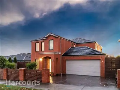 35 Oakgrove Drive, Narre Warren South VIC 3805
