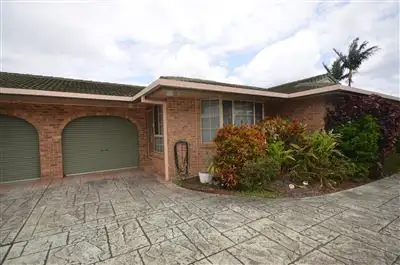 2/8 Ackroyd Street, Port Macquarie NSW 2444