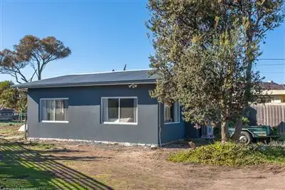 6 Frederick Henry Parade, Cremorne TAS 7024