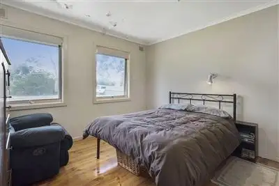 Fifth view of Homely house listing, 5 Hyacinth Crescent, Christie Downs SA 5164