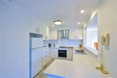 Fifth view of Homely house listing, 9 Manning Place, Currans Hill NSW