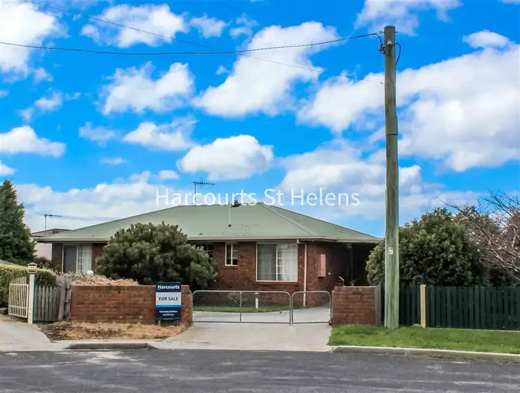 8 Lindsay Parade, St Helens TAS 7216