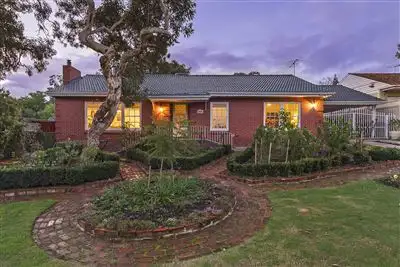 2 Snead Crescent, Fairview Park SA 5126