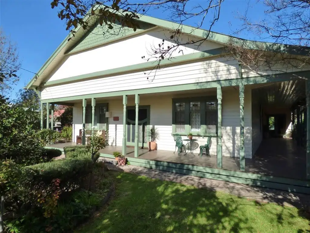 Main view of Homely house listing, 10 Railway Ave, Horsham VIC 3400