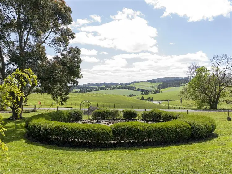 Sixth view of Homely house listing, 2 Scott Court  UNDER OFFER, Mirboo North VIC 3871