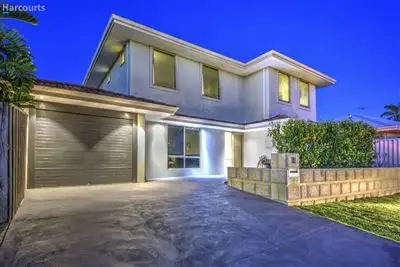 Third view of Homely house listing, 4 Iseo Place, Joondalup WA 6027