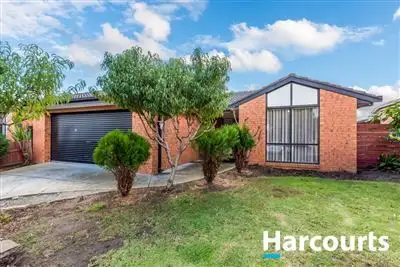 15 Amity Way, Cranbourne West VIC 3977