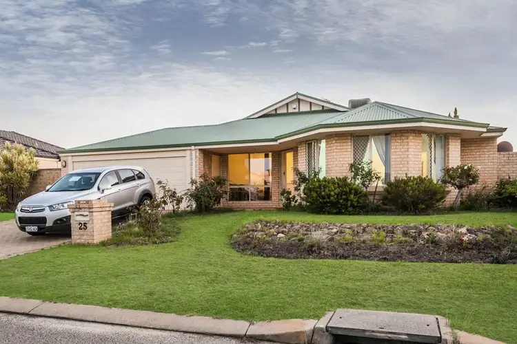 25 Orkney Crescent, Canning Vale WA 6155