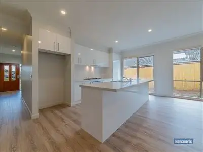 Fourth view of Homely house listing, 1/33 Manikato Drive, Drouin VIC 3818