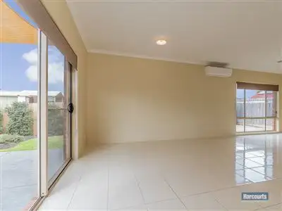 Fourth view of Homely house listing, 6 Rivendale Crescent, Drouin VIC 3818