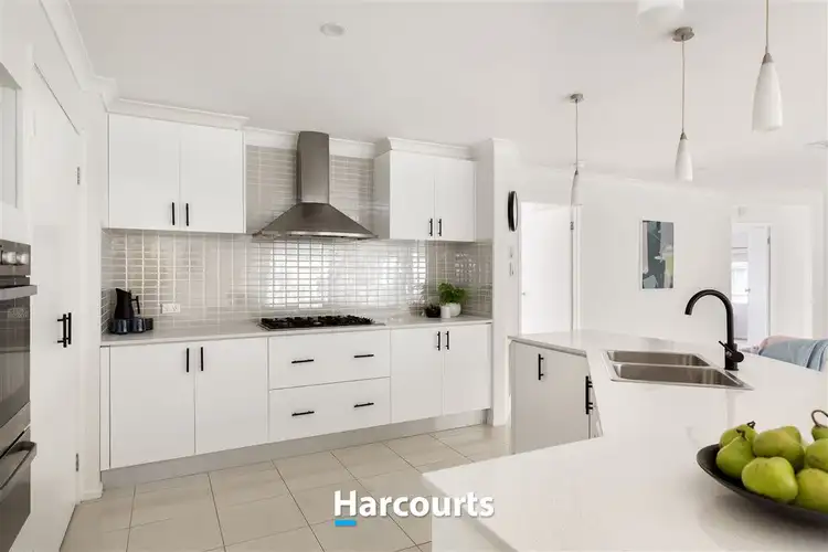 111 Moondarra Drive, Berwick VIC 3806