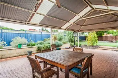 16 Dowell Place, Bibra Lake WA 6163