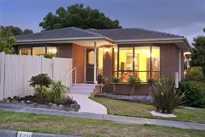 Main view of Homely unit listing, 1/9 Micheala Court, Langwarrin VIC 3910