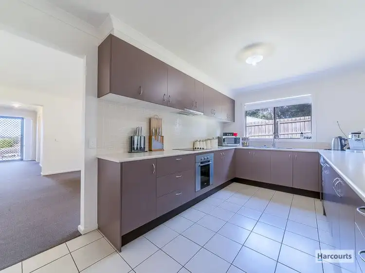 Fifth view of Homely house listing, 16 Sutherland Way, Drouin VIC 3818