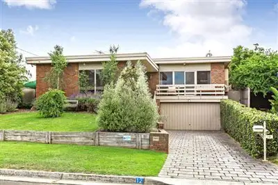 12 Wattamolla Ave, Werribee VIC 3030