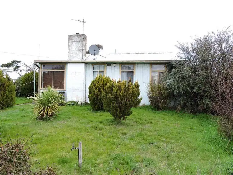 7 Steven Crescent, Ararat VIC 3377