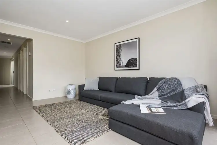Sixth view of Homely unit listing, 2/8 Flower Gum Crescent, Tarneit VIC 3029