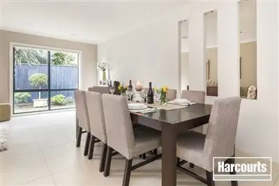 Fifth view of Homely house listing, 10 Chase Boulevard, Berwick VIC 3806
