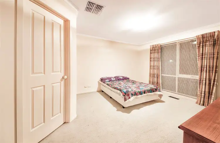 Fourth view of Homely house listing, 5 Solander Court, Roxburgh Park VIC 3064