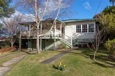 11 Meath Avenue, Taroona TAS 7053