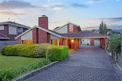 20 Nanworen Crescent, Bell Park VIC 3215