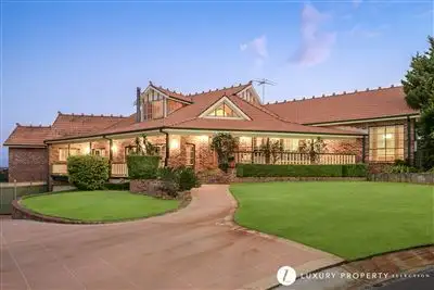 17 Somercotes Close, Glen Alpine NSW 2560