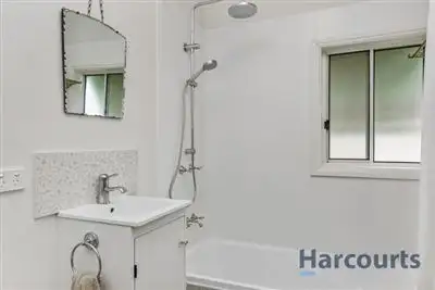 Sixth view of Homely house listing, 3 Hastings Square, Warragul VIC 3820