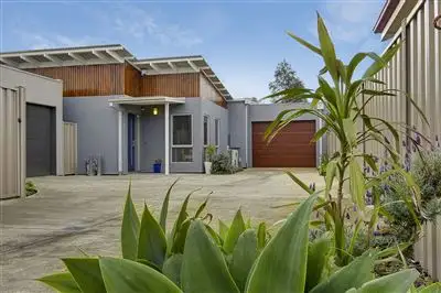 Main view of Homely townhouse listing, 2/40 Thorburn Street, Bell Park VIC 3215