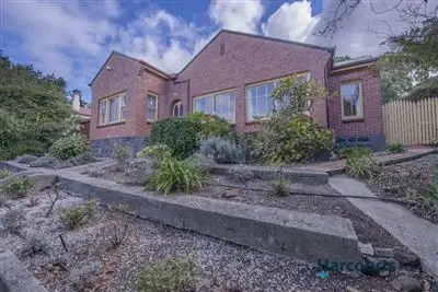 112 Mount Street, Burnie TAS 7320