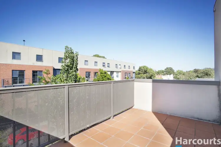 Third view of Homely apartment listing, 17/17 Park Street, Hawthorn VIC 3122