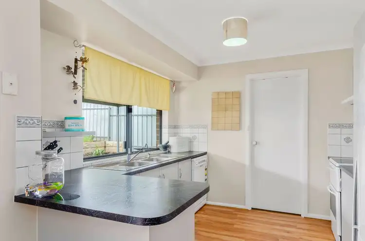 Sixth view of Homely house listing, 5 Crestview Lane, Hackham SA 5163