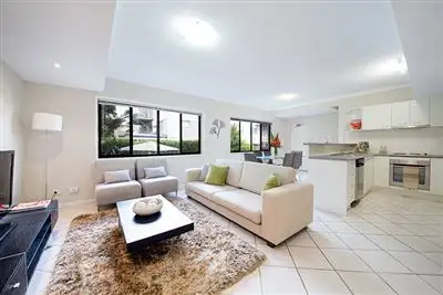 Second view of Homely townhouse listing, 2/532 Oxley Road, Sherwood QLD 4075