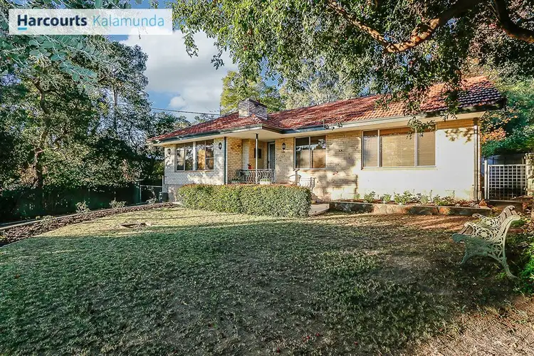 11 Robert Road, Kalamunda WA 6076