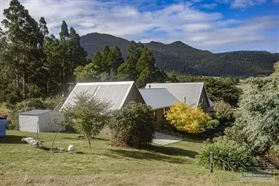 100 Wattle Hill Road, Mountain River TAS 7109