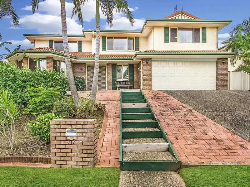 Main view of Homely house listing, 37 Kite Circuit, Arundel QLD 4214