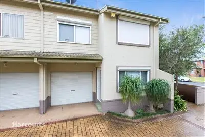 1/88 Kurrajong Street, Windang NSW 2528